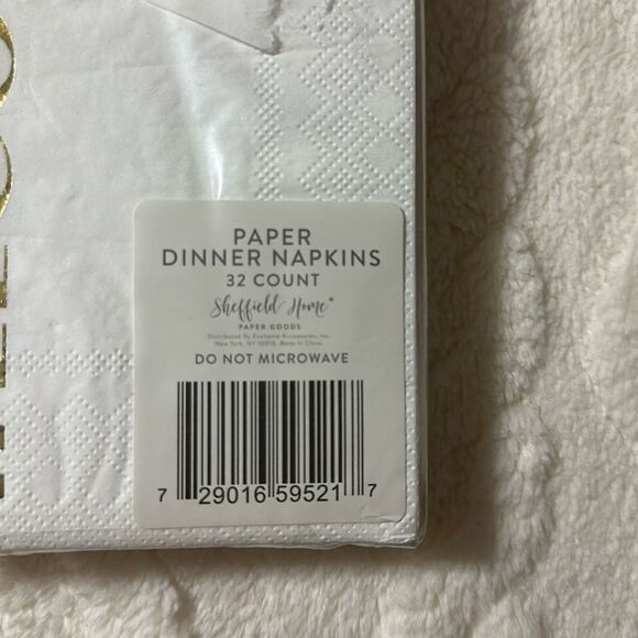 Sheffield Home WELCOME White Gold Guest Paper Towel Napkins 32 Count - Picture 5 of 5